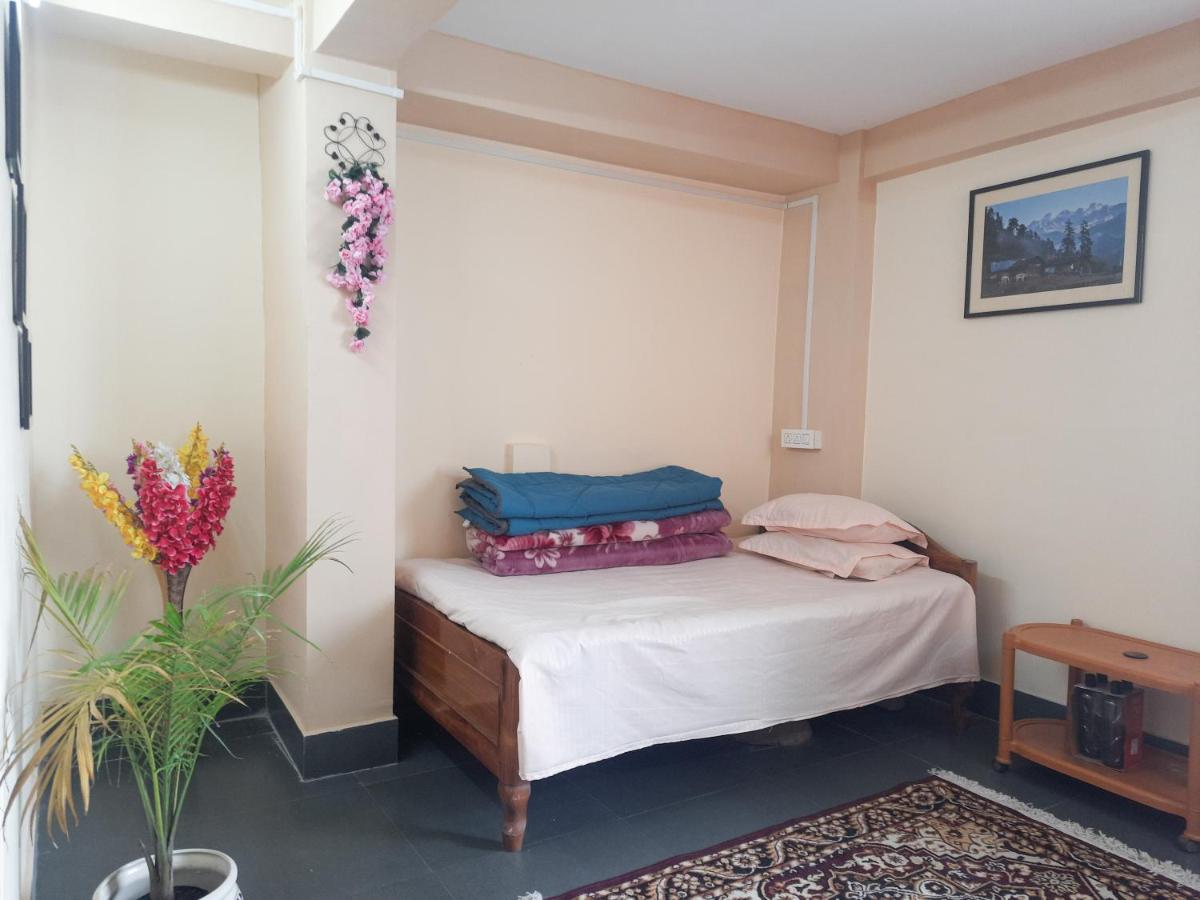 Neora Backpackers Hostel Νταρτζίλινγκ Εξωτερικό φωτογραφία